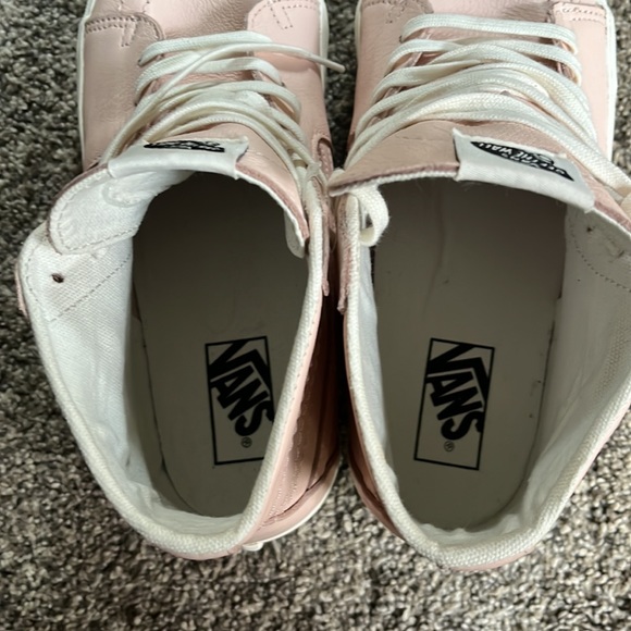 New Vans Leather Platform Sneakers - Picture 4 of 10